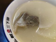 -富正毅三下锅·湘西韵味(天门山索道店)