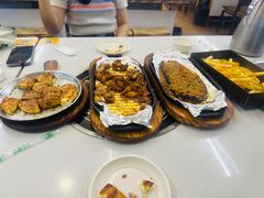 -老东镇啤酒屋海鲜加工·蒸汽海鲜·海鲜烧烤(台东店)