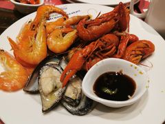 -四海一家自助餐(益田假日广场店)