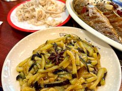 -聚首堂·特色小吃·肘子(什刹海德胜门店)