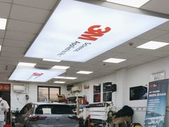 -车水马龙3M汽车贴膜冠军店隐形车衣改色膜(漕宝路中环店)