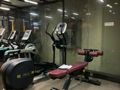 -奥力健身瑜伽普拉提馆(红宝路店)