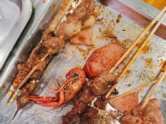 -哈尔滨小酒馆·鲜肉现穿自助烧烤(康新花园店)