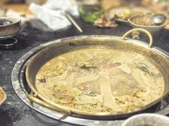 -顶顶汤火牛排火锅·经典铜锅涮肉