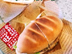 -七爷清汤腩·港式茶餐厅(世博店)