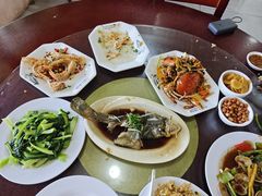 -岛中岛·海鲜大排档·万宁老字号(东澳店)