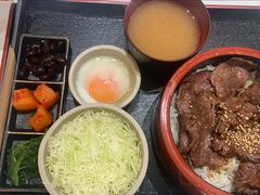 -牛邸·烧肉饭(来福士店)