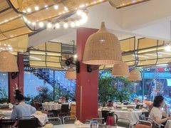 -刘姐啤酒鱼民族演艺餐厅(西街总店)