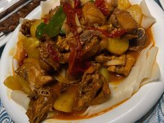 新疆大盘鸡-巴扎美食·新疆菜·西域歌舞表演餐厅(新疆大厦店)