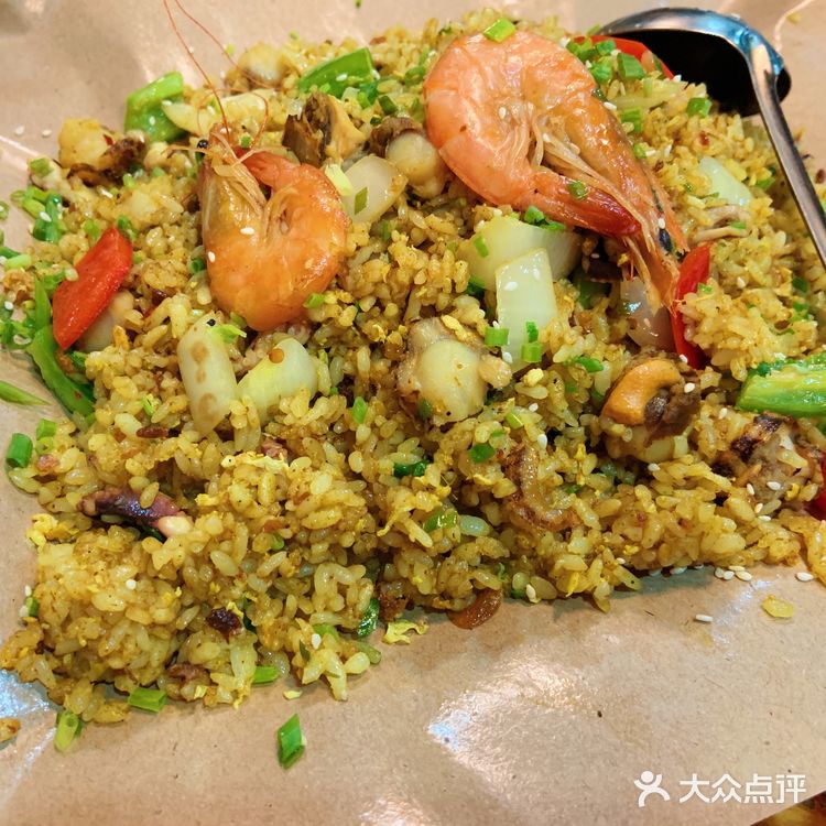 吃他家的菜想到了某莜面馆宣传语：闭着眼点，道道都好吃