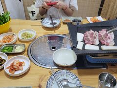 -24 新村雪浓汤(长白山烤肉店)