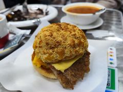 猪扒芝士蛋菠萝包-颓记茶餐厅(夏湾店)