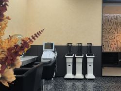 点击看大图 -MOVAN HAIR莫凡匠人发型屋