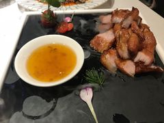 滚石碳烤肉-蕃茄述·好汤自然来(江汉路店)