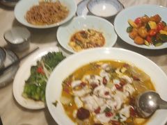 -周渝食惦·酸菜鱼精致川菜(横岗店)
