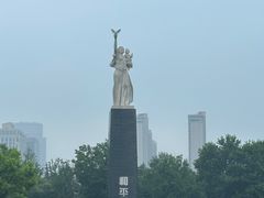 -侵华日军南京大屠杀遇难同胞纪念馆-停车场