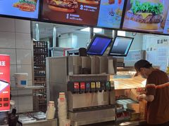 -汉堡王(上海118广场店)