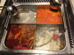 -海底捞火锅鲜切牛肉主题店(长寿路店)