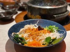 鸡枞米线-芸山季·云南野生菌火锅(人民广场来福士店)