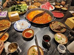 -冯校长老火锅(中联广场店)