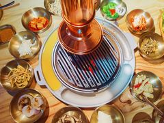 十道正宗韩国小菜-金顺韩式烤肉·网红烤肉店(广利路店)