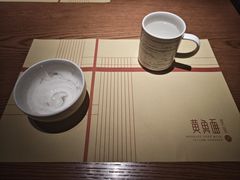 -荣家黄鱼面(前滩太古里店)