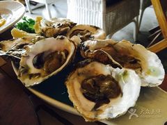 -Bamboo Bar & Grill Restaurant