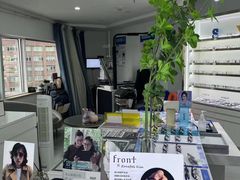 -视野联行眼镜蔡司·依视路官方授权店(顺城店)