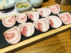 -金石青云炭火烤肉店(中房上东花墅店)