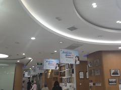 -雅悦齿科(顾村公园店)