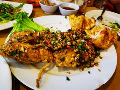 -大树下海鲜饭店