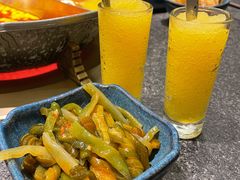 -湊湊火锅·茶憩(打浦桥日月光店)