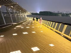 -南京眼步行桥