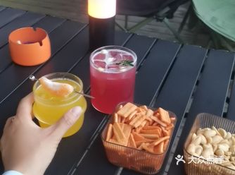 愿余生鲜衣怒马,有人陪你看遍烈焰繁花!