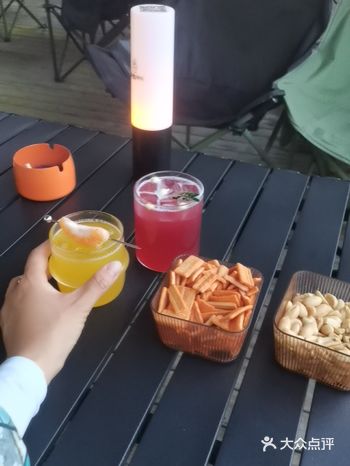 愿余生鲜衣怒马，有人陪你看遍烈焰繁花！