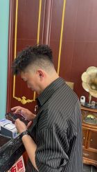 -绅仕門男士理发馆