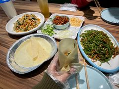 -合合春饼·酱骨·东北菜(潘家园店)