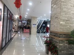 -八佰伴(人民中路店)