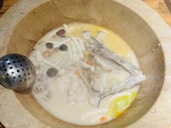 -云尊府云南菜·蒸汽石锅鱼(五棵松华熙店)