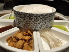 -羲和雅苑•北京烤鸭(陆家嘴中心店)