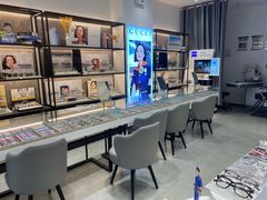 -博士眼镜集团石人工眼镜(虹口万泰店)