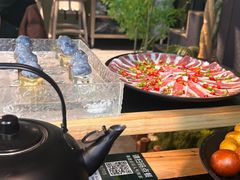 -鹿鸣山草本茶香火锅(园西路店)