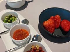 草莓-屋里厢上海菜馆