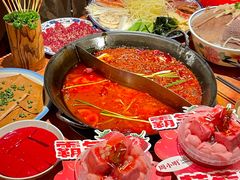 -周小明火锅(黑金冠社区店)