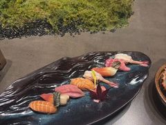 -蟹犇前•帝王蟹雪蟹(陆家嘴店)