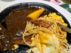-汤姆家的牛排意面披萨(融创茂店)