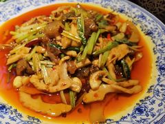 -万重锦·人文川菜馆(骡马市店)