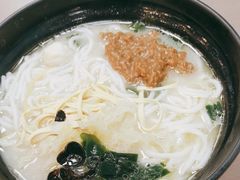 -灵芝妹子海鲜米线(瓦房店新玛特店)