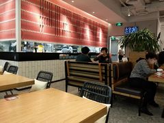 大堂-必胜客(百联又一城店)