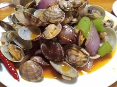 爆炒花斑蛤-温州一家人美食(西木头市店)